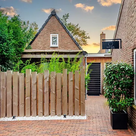 Suite-suite Luxury Private Holiday home Zandvoort